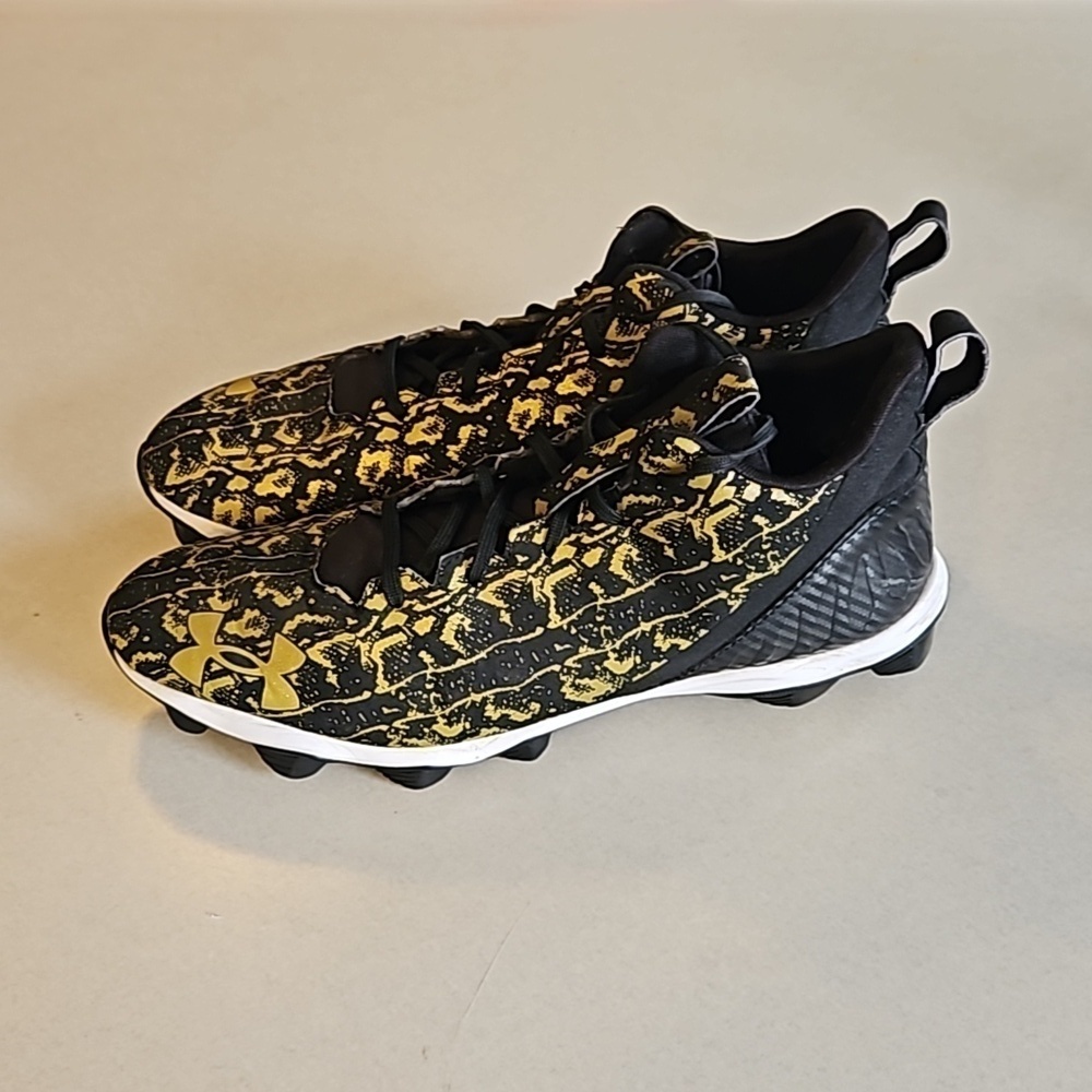 Under Armour football cleats